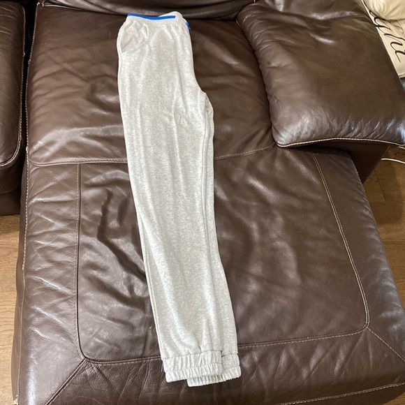 True Religion Sweatsuit - Picture 5 of 8